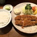 Tonkatsu Katsusei - ロースかつ定食※味噌汁・漬物付き