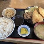 枚方もりもり亭 - もりもり定食900円　　ご飯玄米特盛