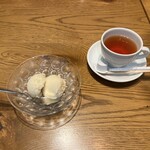 buccha-ripaburikkumusashikosugigurantsuri-shikagopizaandoguriru - 食後に温かい紅茶と桃のソルベ！