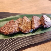 肉割烹 加賀屋 - 