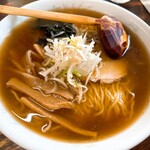 らーめんまこと - 料理写真:しょうゆらーめん 大盛り