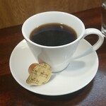 キッチン ブルー グローブ - ホットコーヒーのアップ
