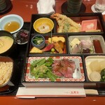 京懐石 美濃吉 - ランチのお弁当