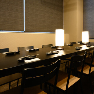 Private room available for up to 28 people! Great for everyday use as well as for banquets and celebrations.