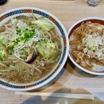 中華そば 浜田屋 - 料理写真:「五目そば」@950＋「半焼肉丼」@450