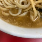 ラーメン二郎 - ラーメン　900円　うずら玉子　100円　生玉子　50円