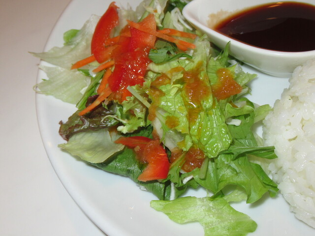 Bi. Spring Cafe photo 3