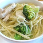 fino - (09/9昼)カジキマグロとブロッコリーのバジルクリームスパッゲティー