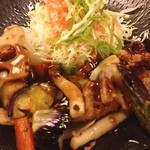 黒豚庵 - 彩り野菜と黒豚の黒酢あんかけ〜♪ガッツリー！