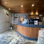 YOUR DAILY COFFEE - 店内の様子