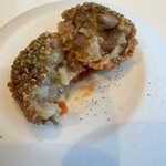 unito - アランチーノの中は混ぜご飯