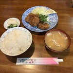 菊乃家 - ロースカツ定食（ライス大盛り、とん汁変更）