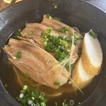 すーまぬめぇ - 沖縄そば（大）