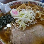 わたりや - ご覧くださいこの男の子、ルックスもなかなかでしょっ。