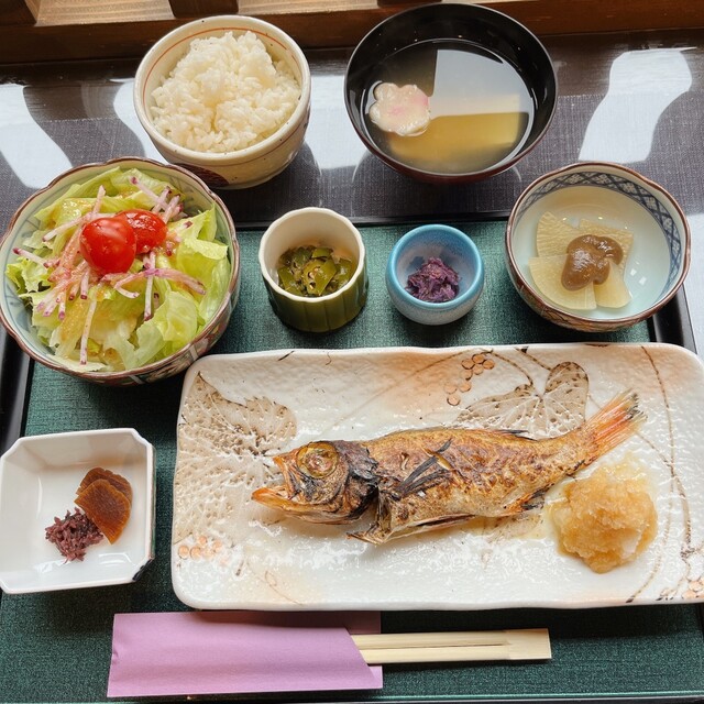 蔵cafeレストラン 康瓏堂（コウロウドウ）｜大館の本格和食カフェで季節料理とくつろぎの時間