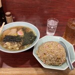 Sonoharu - 半チャ半ラーメン¥850+ウーロンハイ¥380