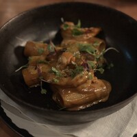 ザ タヴァン グリル＆ラウンジ - 