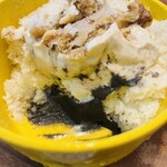 こひる庵 - トップだけかと思いきや底にも黒ごまクリームがっ！