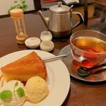 パルファン - りんごのカトルカールとカラメルティー