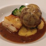 シェモア - トリュフ入り牛肉のハンバーグ