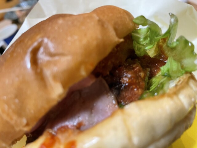 ファーストフードコネシマバーガー 我々だ インパミ シマウマバーガー