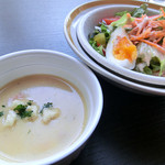Mimasakanishiawakurasonshokudou - セットのスープとサラダ