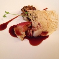 シェムラブルリス - 旬  帆立と北寄貝  茸のフリカッセ  地山ぶどう酒のソース
