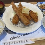なみ木食堂 ツバメ - 料理写真:大海老牡蠣フライの漬物タルタルソース定食