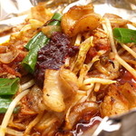 神戸鉄板 長田いっしん - 特製の辛みダレで焼き上げる【ホルモンポッカ】