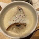 Soupstock Tokyo - 牛乳を注ぐ女のスープ