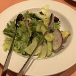 イタリア料理屋 タント ドマーニ - 産直野菜のサラダ
