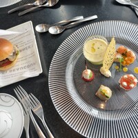 DINING & BAR TABLE 9 TOKYO - 