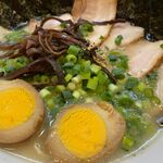 まるきんラーメン - いっさいがっさい1480円