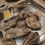 漁港直送 海鮮酒場 あんじ - 牡蠣