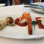 THE Signature PRIME STEAK & SEAFOOD - 