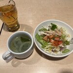 ガスト - 麦茶  スープ  サラダ