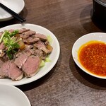 Touhoku Jinka - 牛スネ肉の東北冷菜