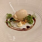 小笠原伯爵邸 - セップ茸のアイスクリーム