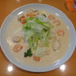 ルー・ド・メール - 海の幸の白いカレー