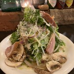オステリア 祐 - パスタランチの合鴨とマッシュルームのサラダ