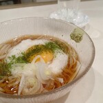 長八 - 稲庭うどん ぶっかけ月見とろろ（ハーフ）