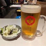 屋台屋 博多劇場  - 生ビール（ドデカジョッキ）とお通し ビールはVIP会員だと1杯目は通常サイズ価格658円でOK