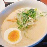 Attaka Ohashi Dainingu Kumagai - みそ汁を白湯ラーメンに変更