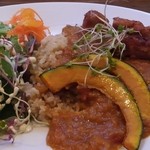 カフェ ソラ - ベジタブルカレー：ライスは玄米をチョイス