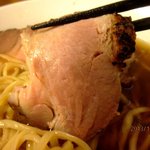 Garew - 炭火つるし焼豚！