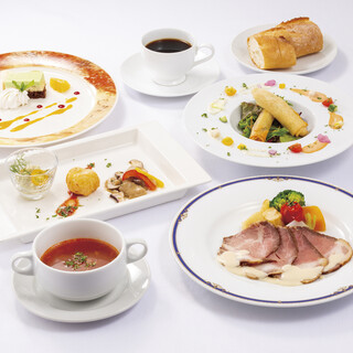 ベイサイドレストランカフェ モア_1