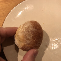 オービカ モッツァレラバー 横浜店 - 付属のパン:無料（おかわりも無料）