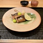 豪龍久保 - 骨を抜いた秋刀魚