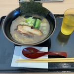 麺屋 雄 - 醬油豚骨 850円