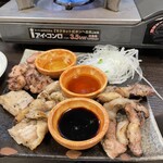 肉もつ屋 神坊 - 